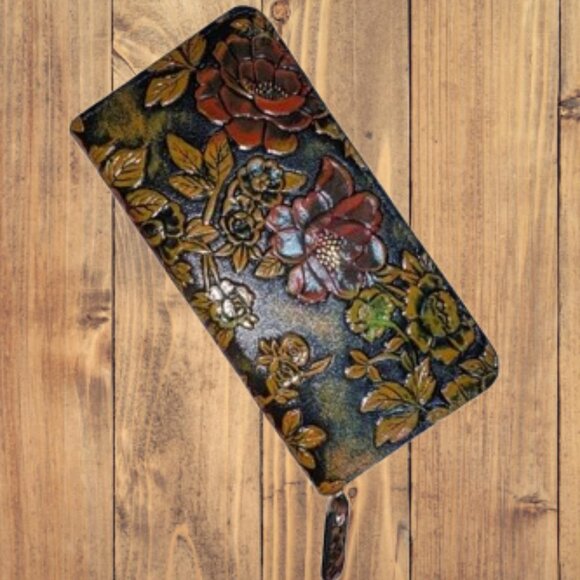 Unknown Handbags - Vintage Style Floral Embossed Leather Zip Around Wallet